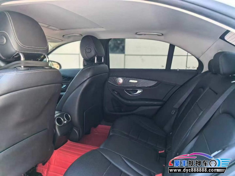 18年奔驰C轿车抵押车出售