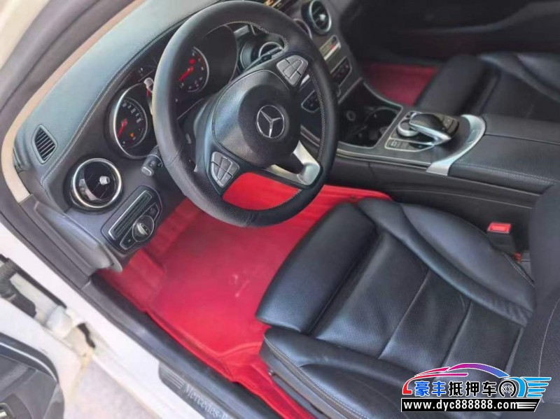 18年奔驰C轿车抵押车出售