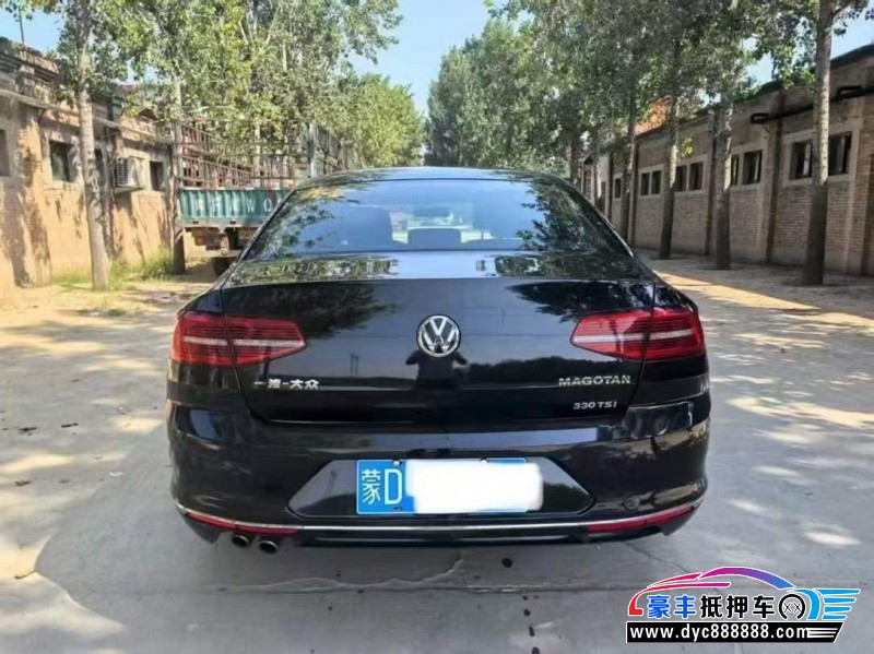 17年大众迈腾轿车抵押车出售