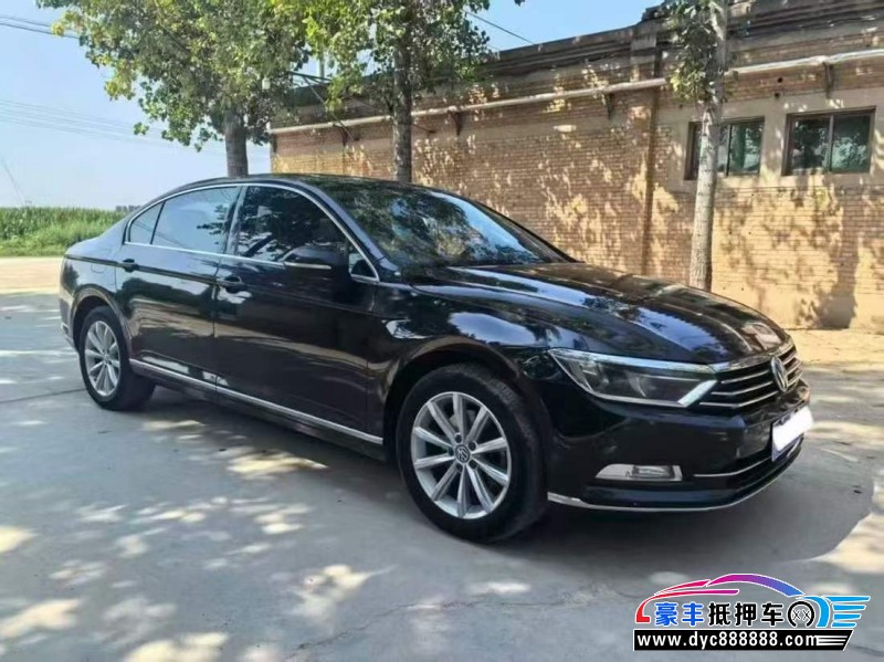 17年大众迈腾轿车抵押车出售