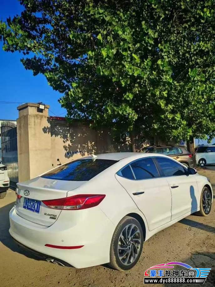 20年现代领动轿车抵押车出售