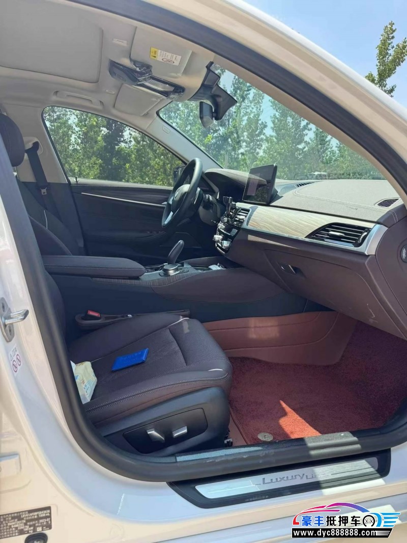 23年宝马5系轿车抵押车出售