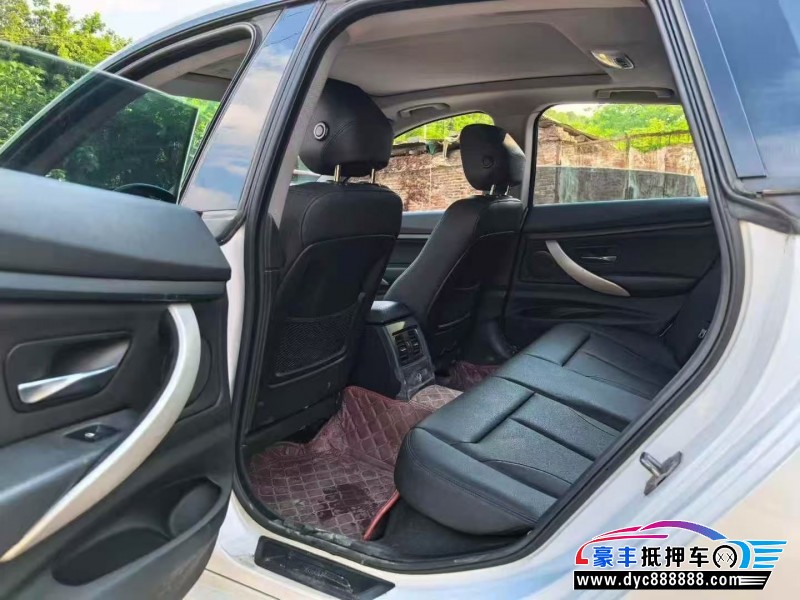 16年宝马3系轿车抵押车出售