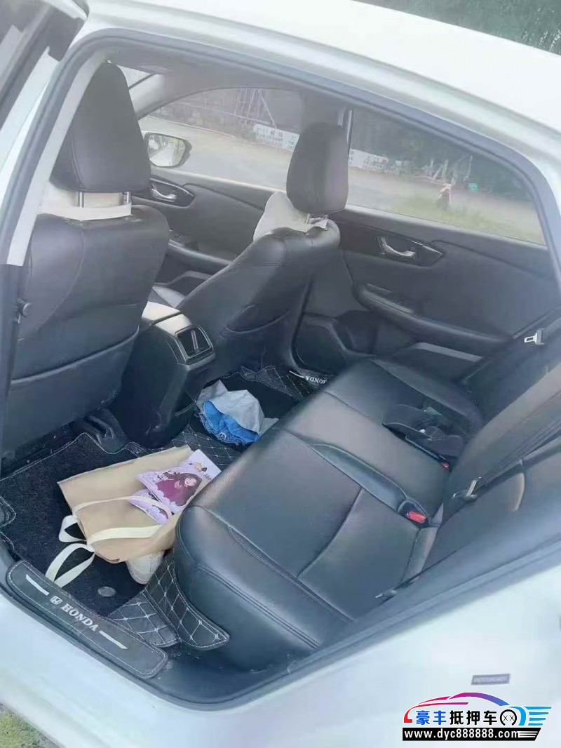 21年本田凌派轿车抵押车出售