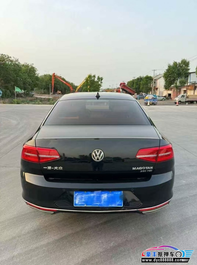 17年大众迈腾轿车抵押车出售