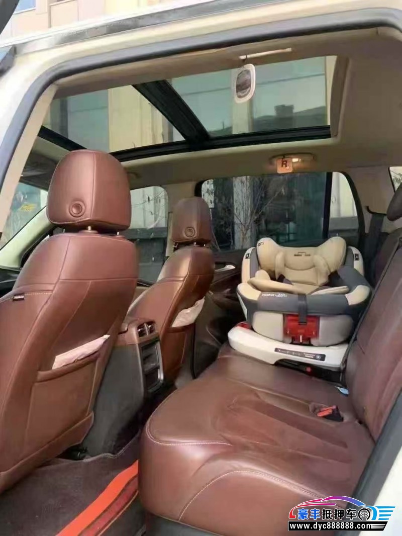 16年别克昂科威轿车抵押车出售