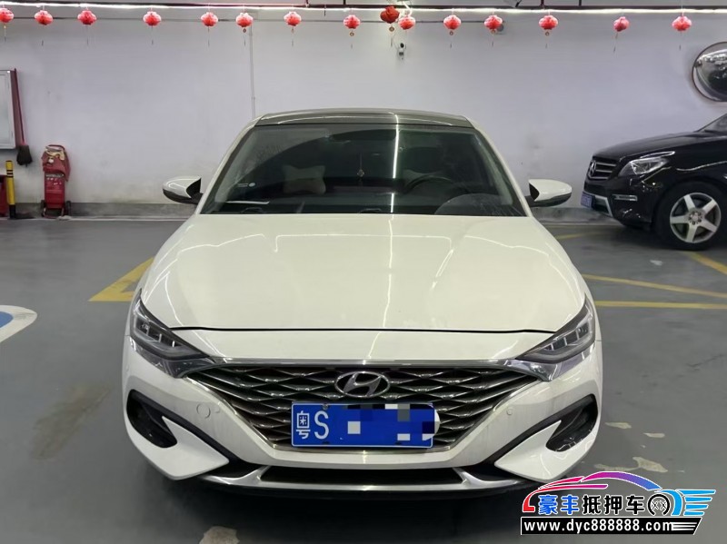 21年现代菲斯塔轿车抵押车出售