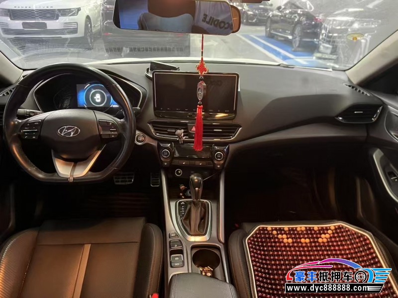 21年现代菲斯塔轿车抵押车出售