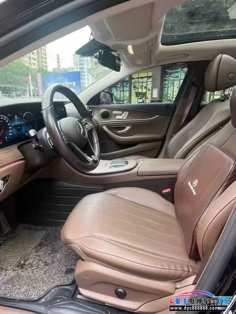 22年奔驰E轿车抵押车出售