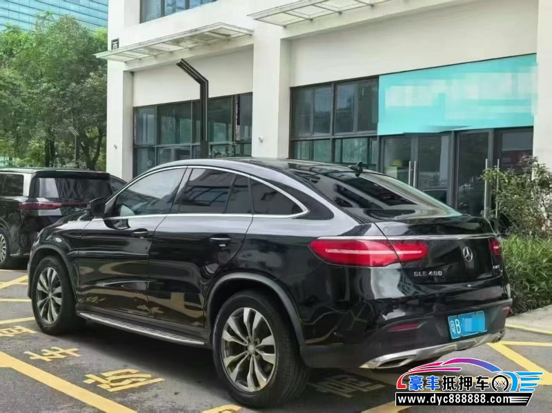 16年奔驰GLE轿车抵押车出售