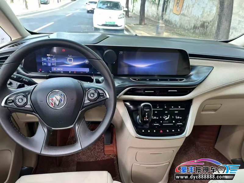 24年别克GL8轿车抵押车出售