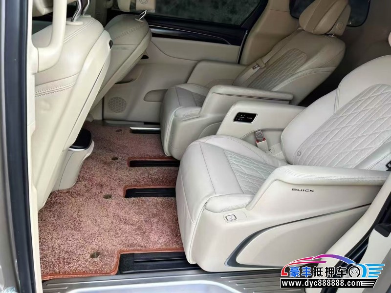 24年别克GL8轿车抵押车出售