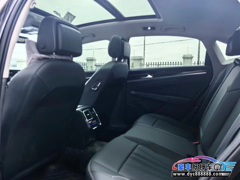 25年大众帕萨特轿车抵押车出售