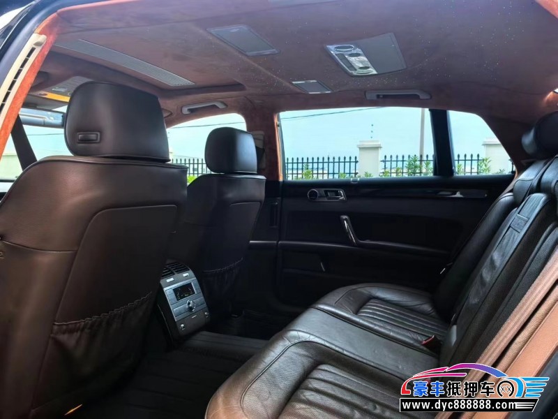 12年大众辉腾轿车抵押车出售