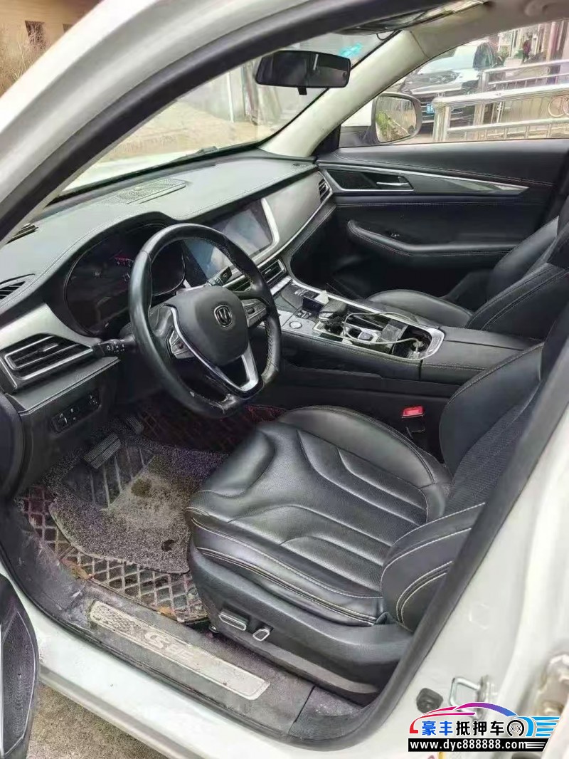 20年长安长安cs85轿车抵押车出售