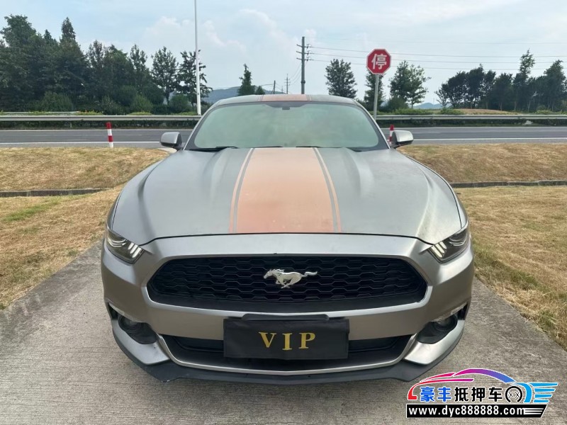 17年福特野马轿车抵押车出售