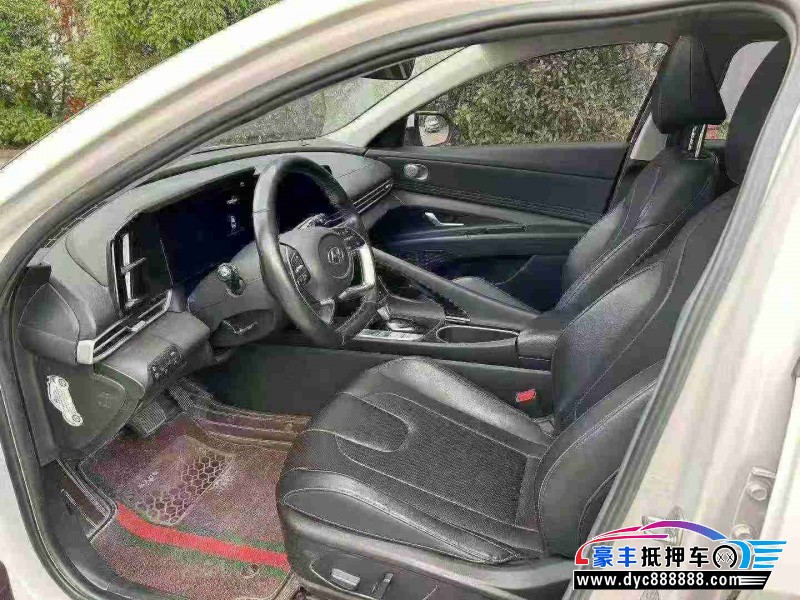 21年现代伊兰特轿车抵押车出售