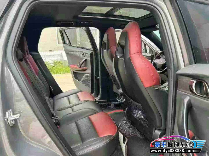 21年领克06轿车抵押车出售