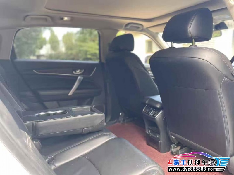 18年本田冠道轿车抵押车出售