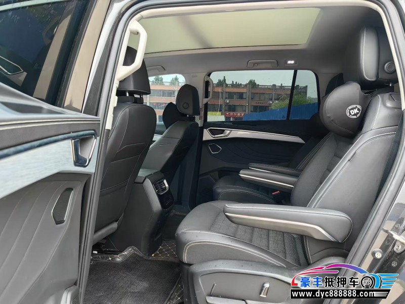 24年大众揽镜轿车抵押车出售