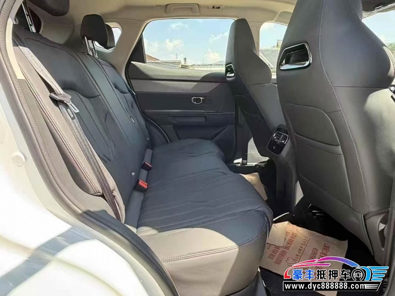 25年捷途大圣轿车抵押车出售