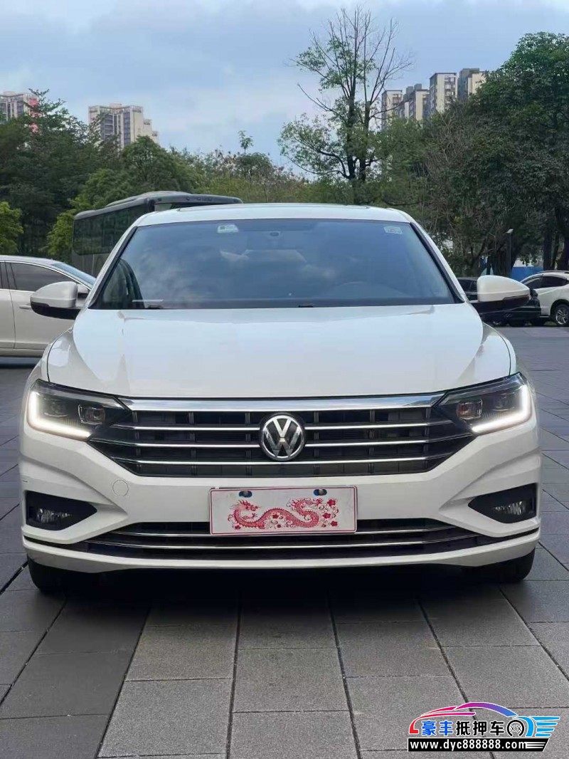 21年大众速腾轿车抵押车出售