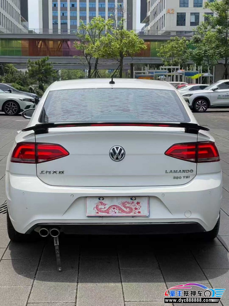 18年大众凌渡轿车抵押车出售