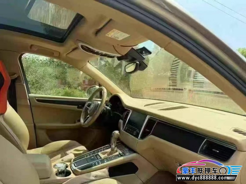 16年保时捷Macan迈凯轿车抵押车出售