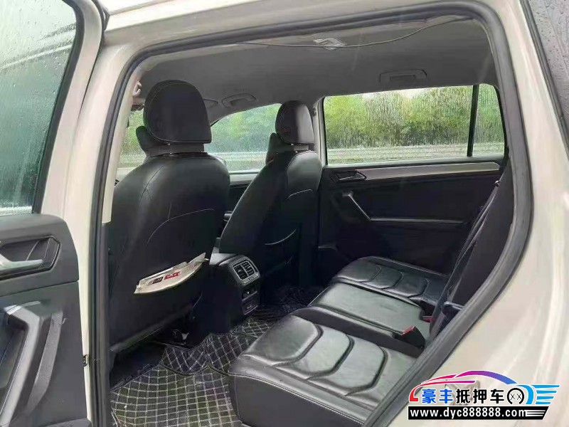 18年大众途观轿车抵押车出售