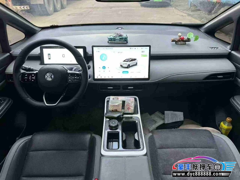 23年合创z03轿车抵押车出售