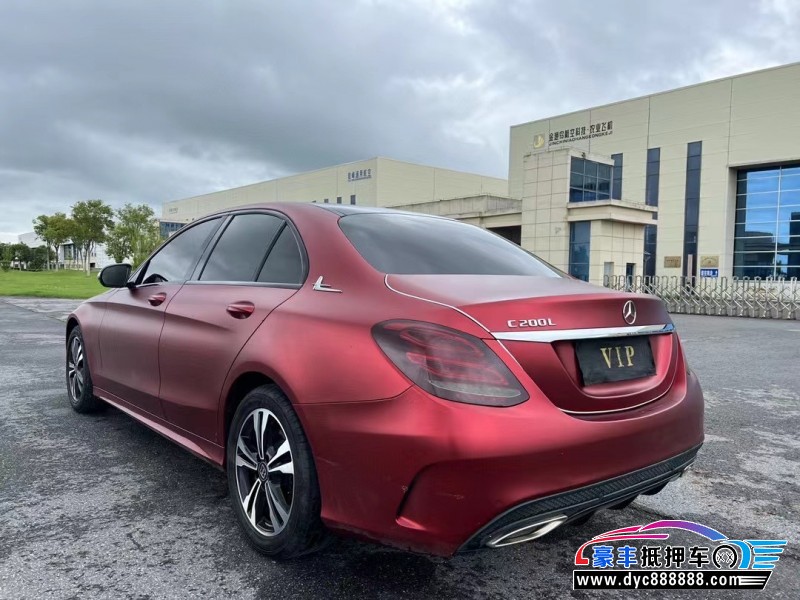 17年奔驰C轿车抵押车出售