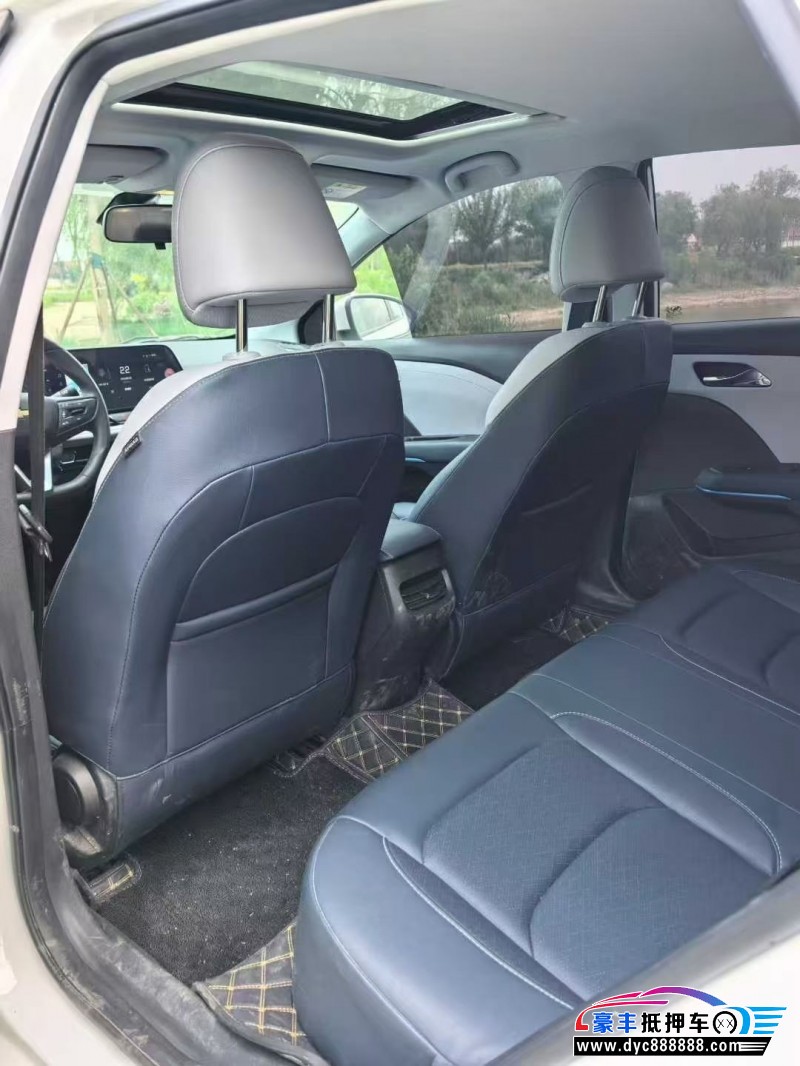 24年雪佛兰科鲁泽轿车抵押车出售