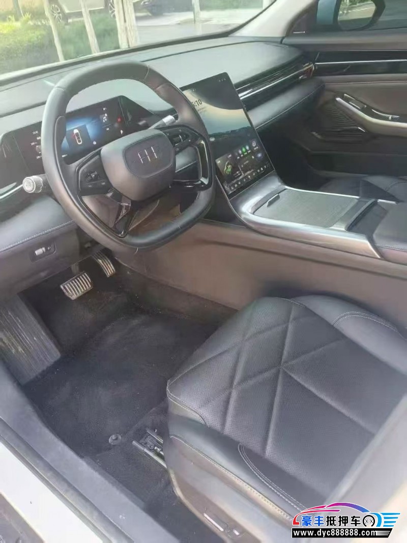 24年吉利银河L6轿车抵押车出售