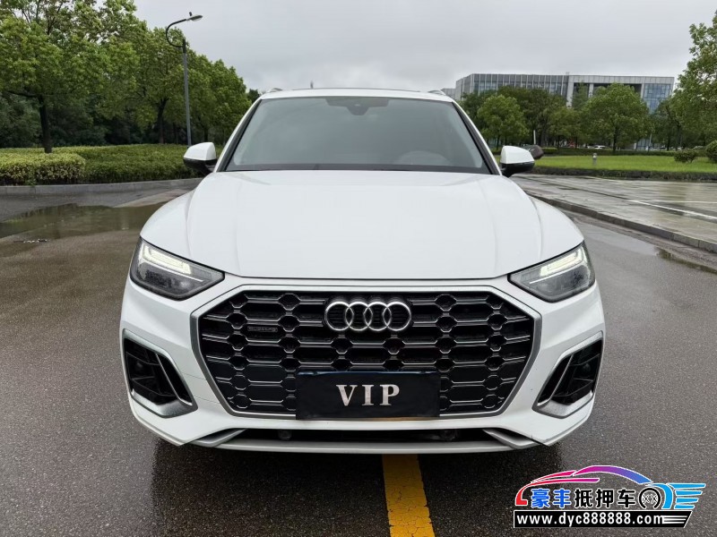 23年奥迪Q5轿车抵押车出售