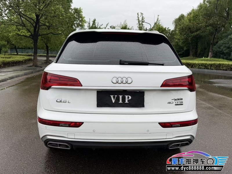 23年奥迪Q5轿车抵押车出售