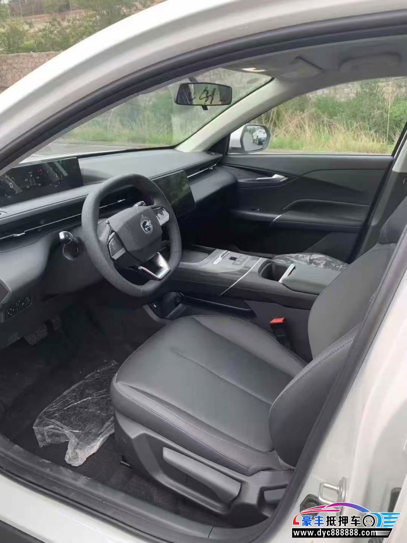 25年长安欧尚欧尚轿车抵押车出售