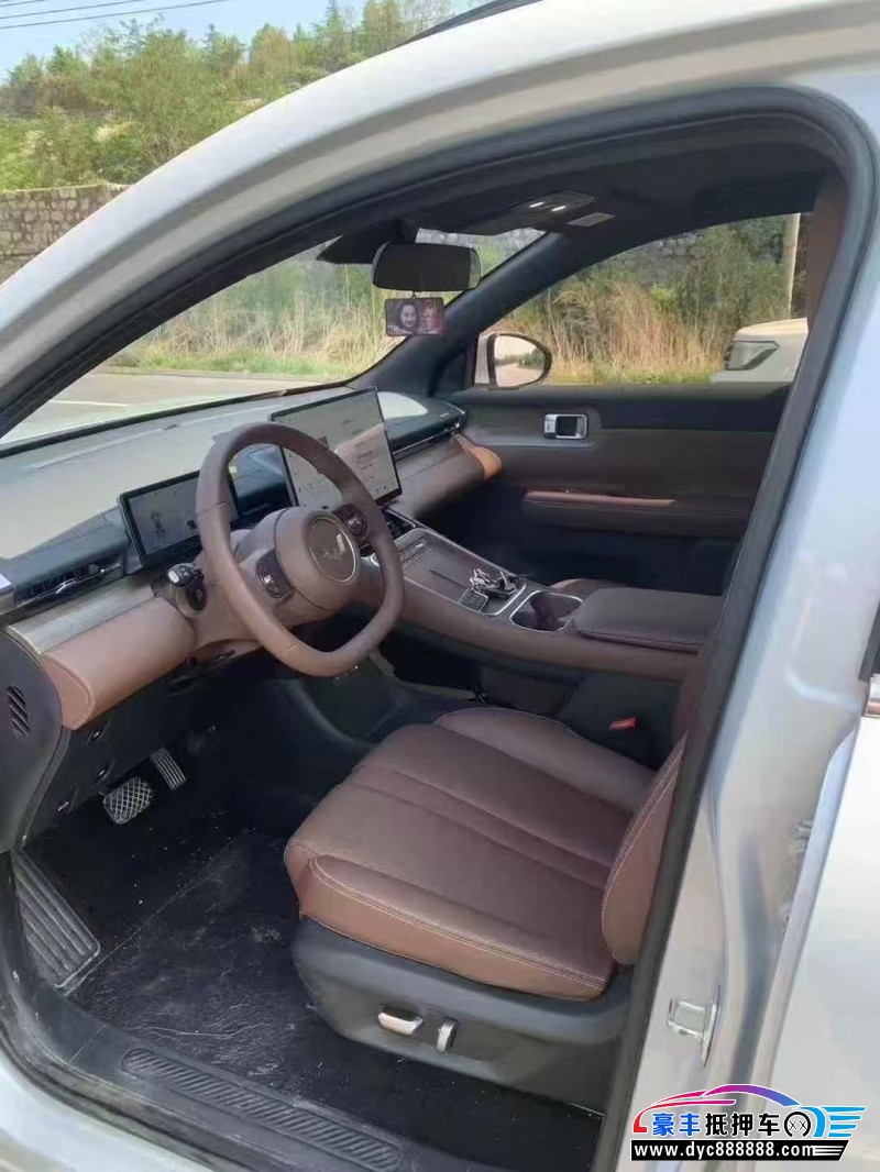 25年五菱星光轿车抵押车出售