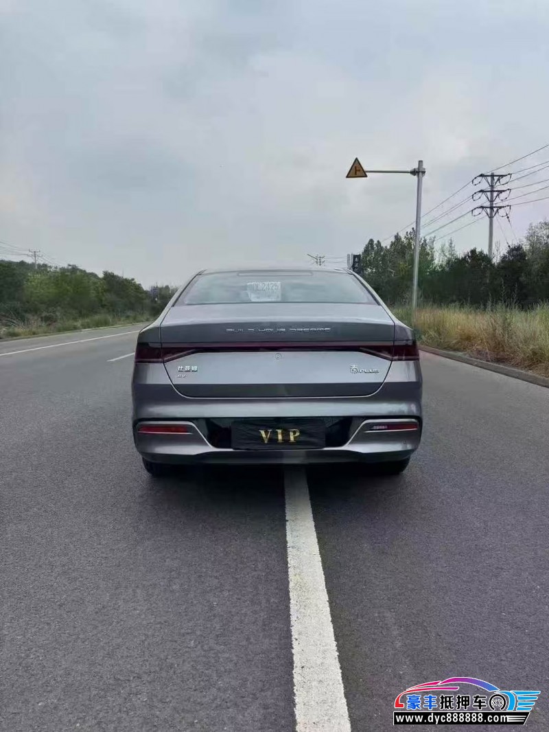 24年比亚迪秦轿车抵押车出售