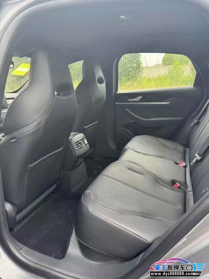 24年比亚迪秦轿车抵押车出售