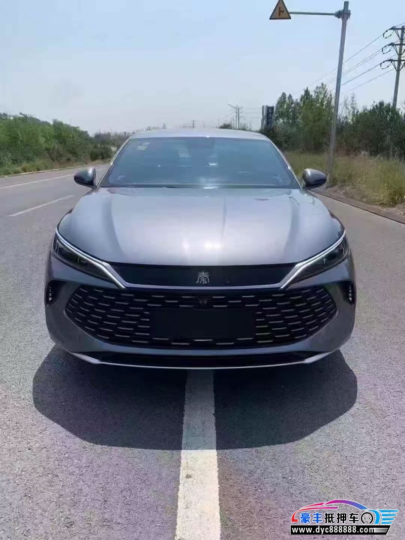 25年比亚迪秦轿车抵押车出售