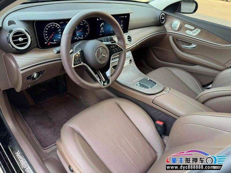 23年奔驰E轿车抵押车出售