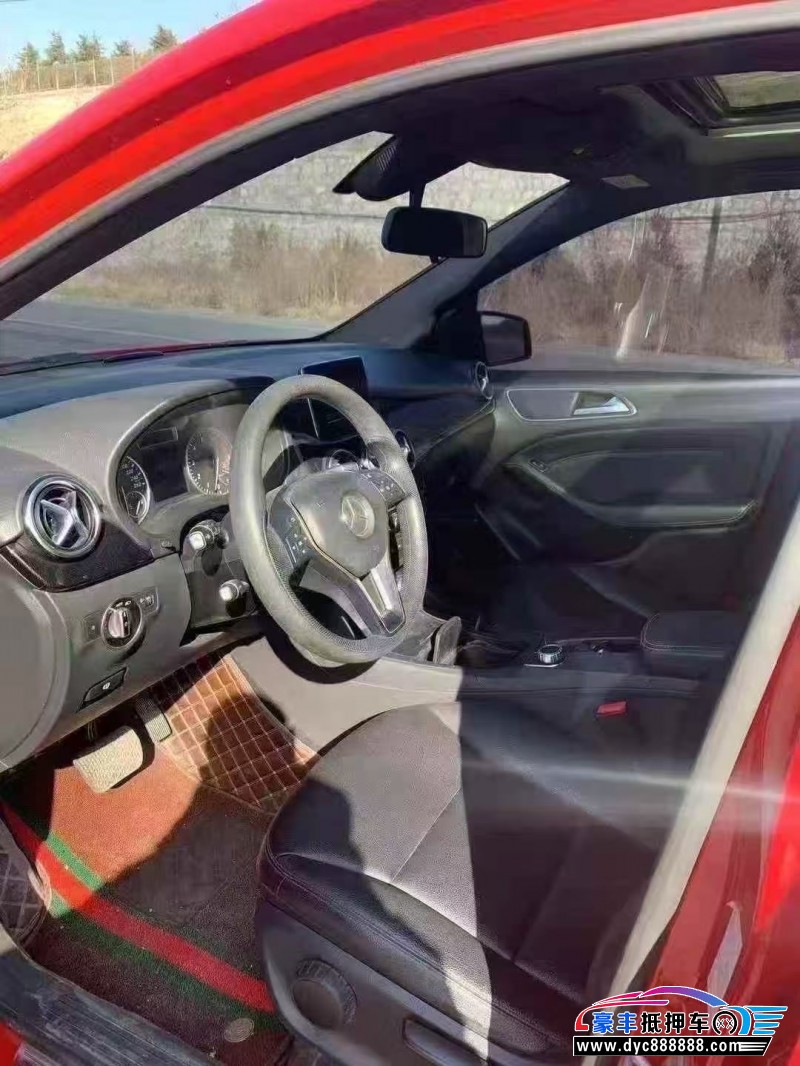 15年奔驰B轿车抵押车出售