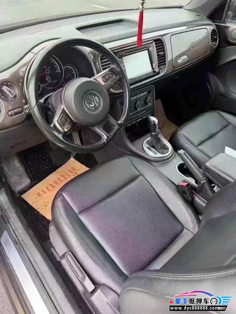 15年大众甲壳虫轿车抵押车出售