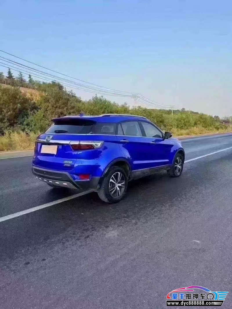 17年江铃驭胜330轿车抵押车出售