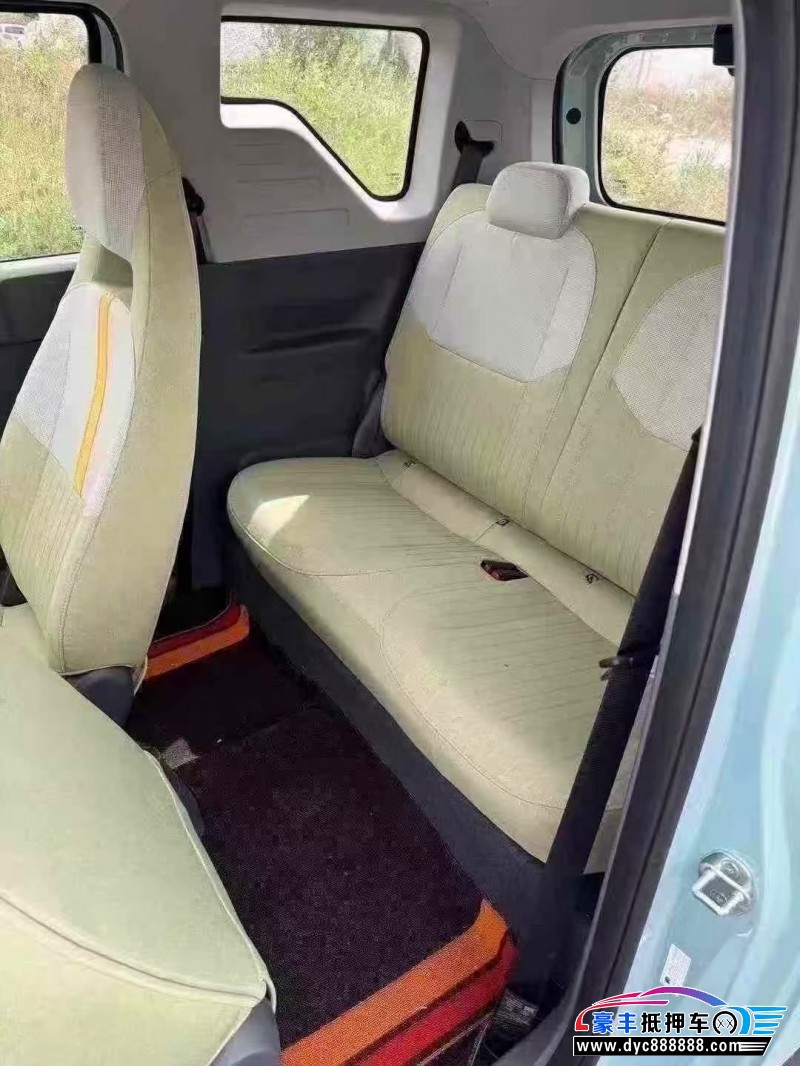 24年吉利熊猫轿车抵押车出售