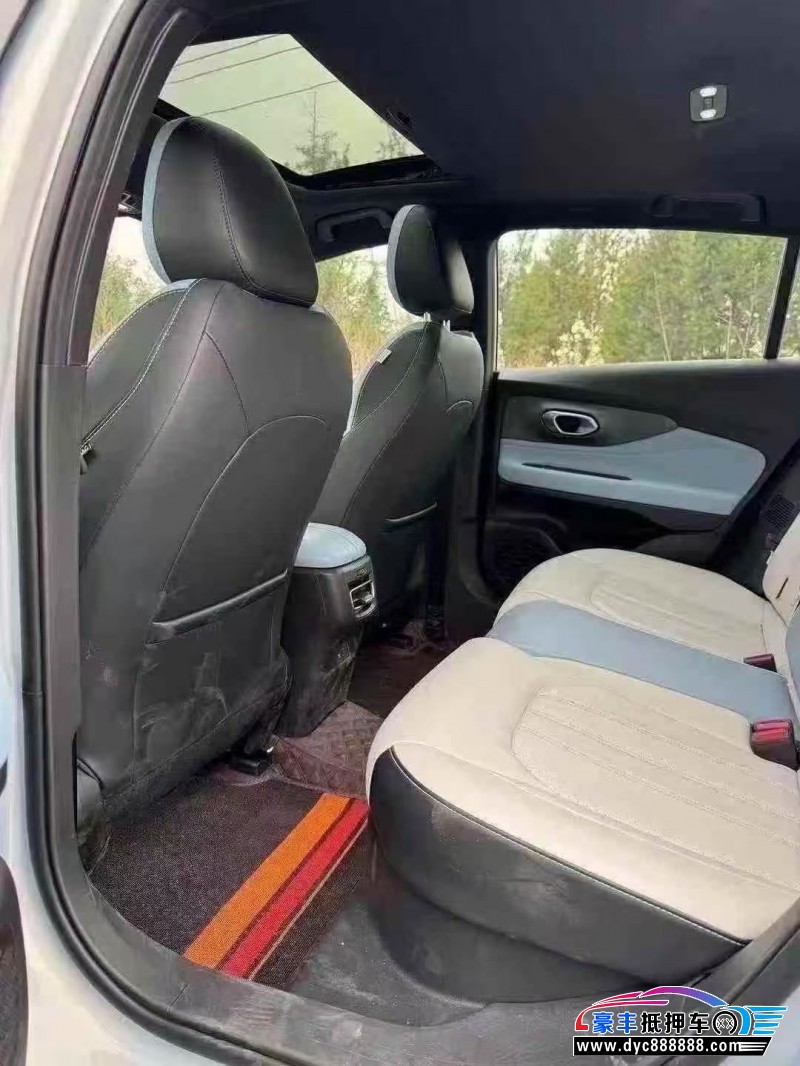 23年传祺影豹轿车抵押车出售