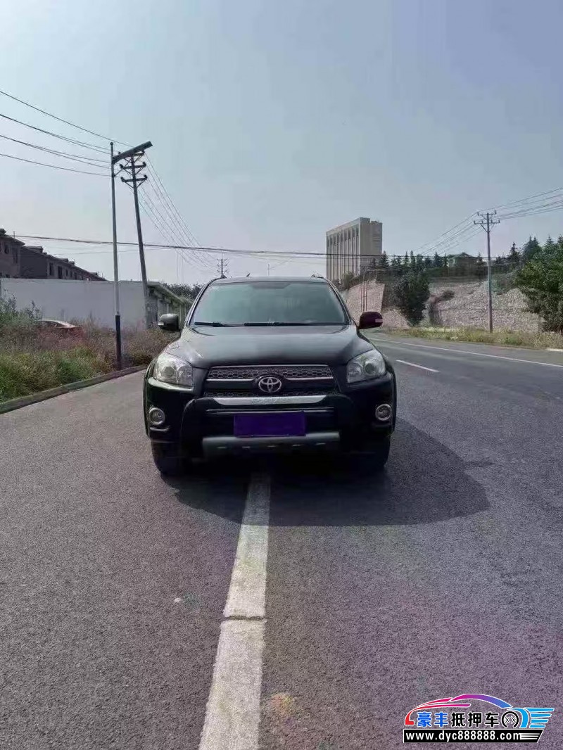 13年丰田RAV4轿车抵押车出售