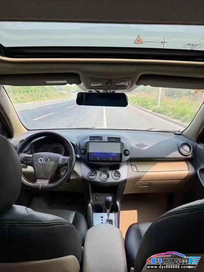13年丰田RAV4轿车抵押车出售