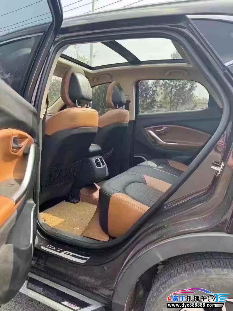 17年东南东南DX7轿车抵押车出售