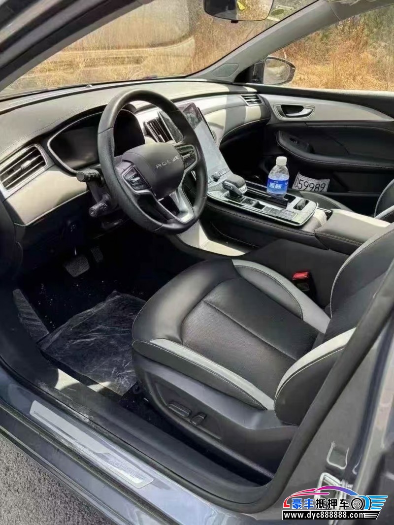 23年荣威ei6轿车抵押车出售